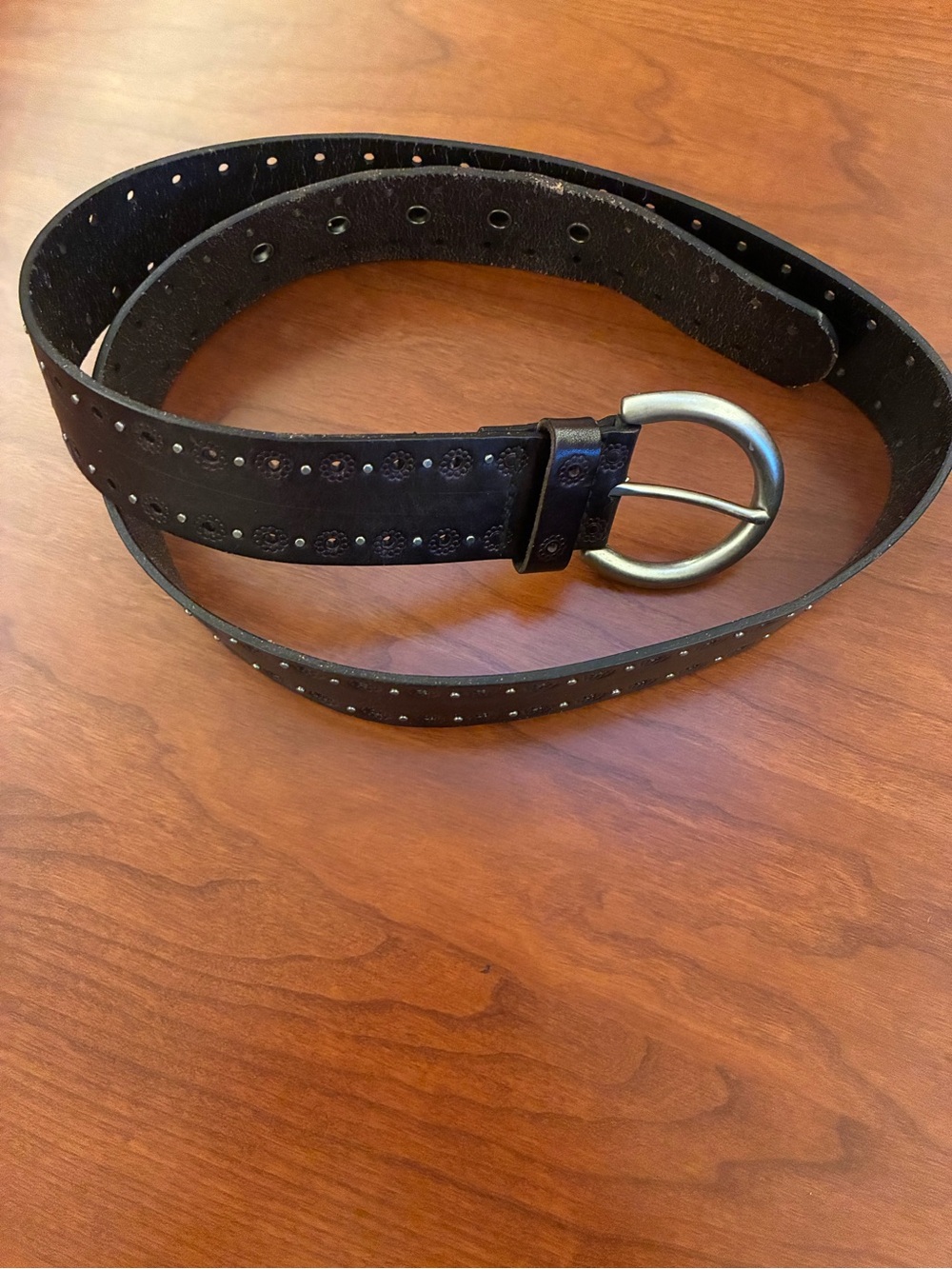 Fossil Women’s Large Black Leather Studded Belt Silver Buckle